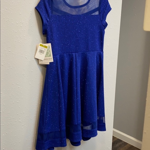 Dress - Picture 3 of 3